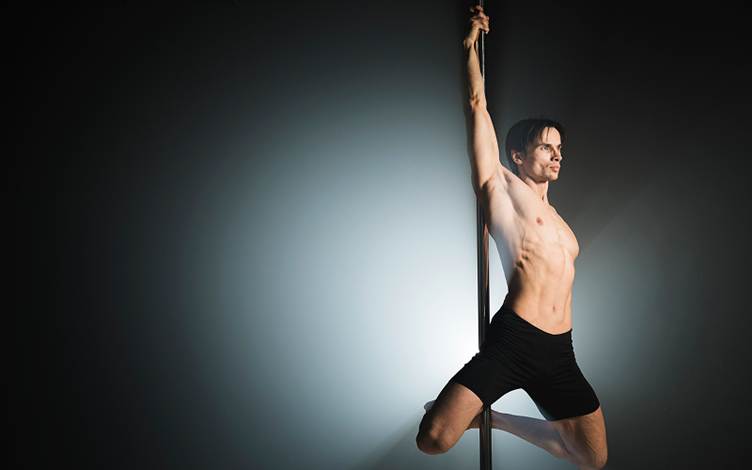 Where the Boys Dance: 3 Gay Bars in Singapore Known for Male Performers