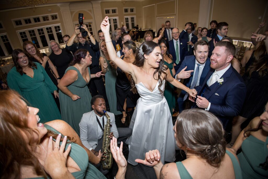 Why Live Bands Are the Ultimate Choice for High-End Weddings in New Jersey and New York